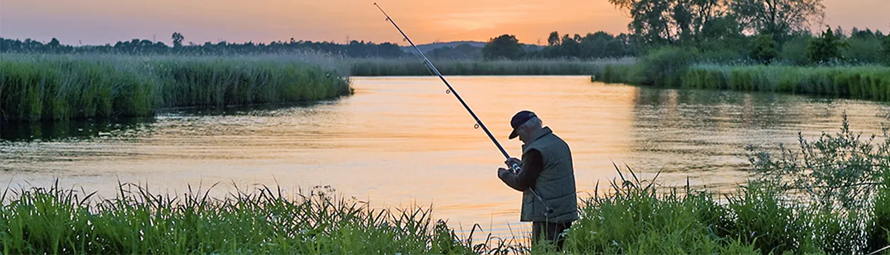 Angler an der Oste bei Gräpel. (Foto: Christian Schmidt) Angler an der Oste bei Gräpel. (Foto: Christian Schmidt)