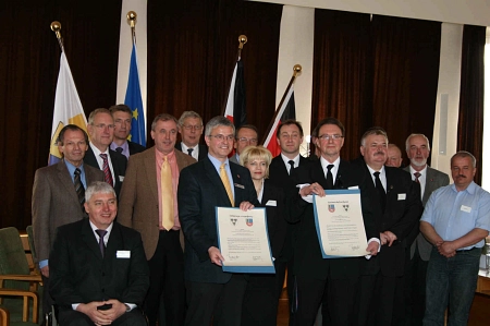 Beurkundung der Partnerschaft Beurkundung der Partnerschaft © Landkreis Stade