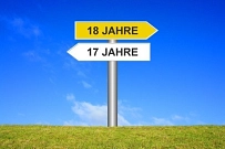 Fahren ab 17 Jahren in Begleitung (BF 17) 18 Geburtstag Fahrerlaubnis 17 > 18 Geburtstag © pitopia